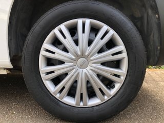 /photos/473/22379771-2fb0-0045-3b46-7d366a1d9b60_i320x240.jpg