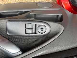 /photos/473/7008f033-e359-4733-9640-a89fe90a3a14_i320x240.jpg