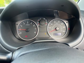 /photos/473/70b7b41e-e7f1-8326-34f7-ebc92b6c3eac_i320x240.jpg