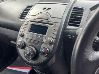 /photos/473/7b63b54d-2953-00d6-a74b-44b82536658a_i320x240.jpg