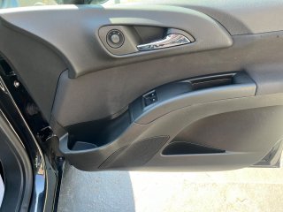 /photos/473/87e84c5d-7e2f-6257-76c1-74e917413a63_i320x240.jpg