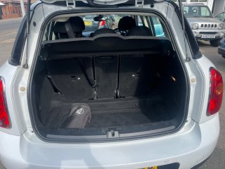 /photos/473/8eca2a79-f299-d09a-b444-f84d4b4bb35e_i320x240.jpg