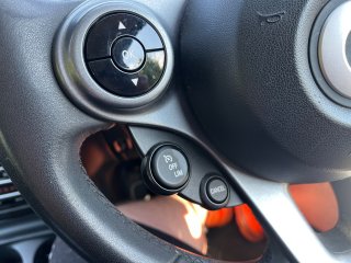 /photos/473/9f08d817-f203-5b69-9a88-1bb9996644c5_i320x240.jpg